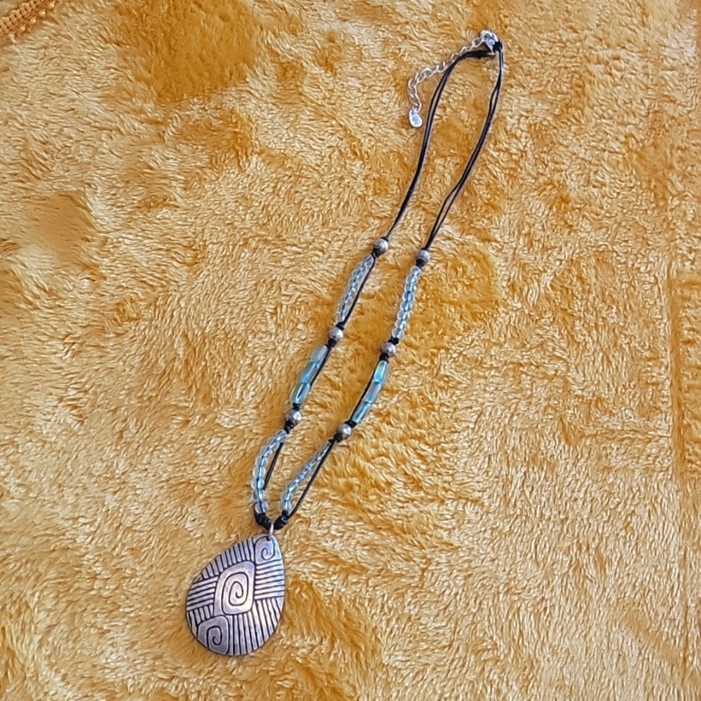 Silpada glass beads reversible necklace